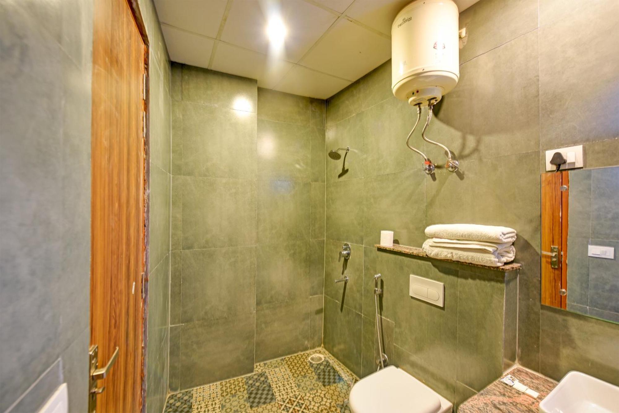 Glory Inn Near Delhi International Airport New Delhi Exteriör bild