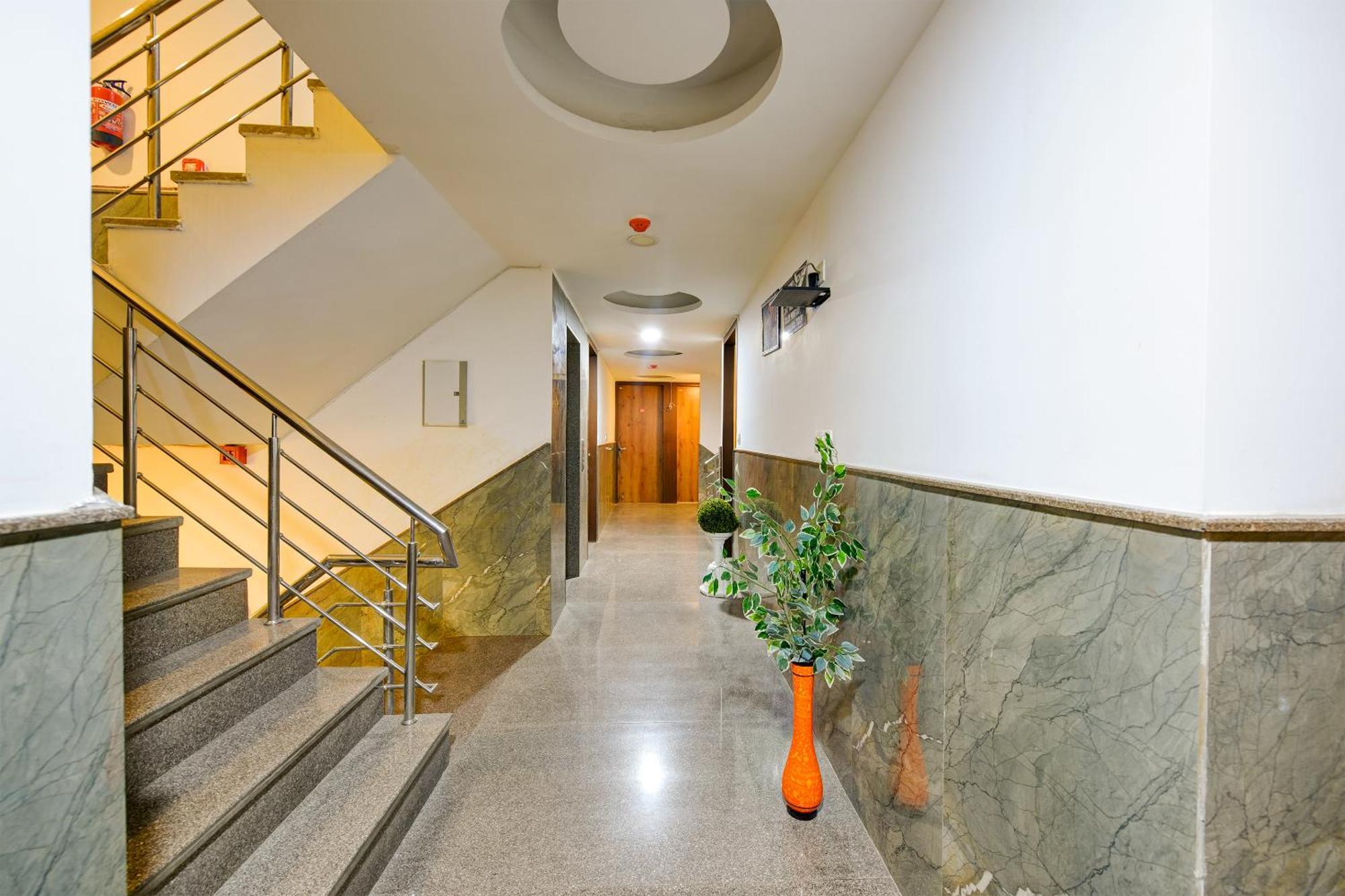 Glory Inn Near Delhi International Airport New Delhi Exteriör bild