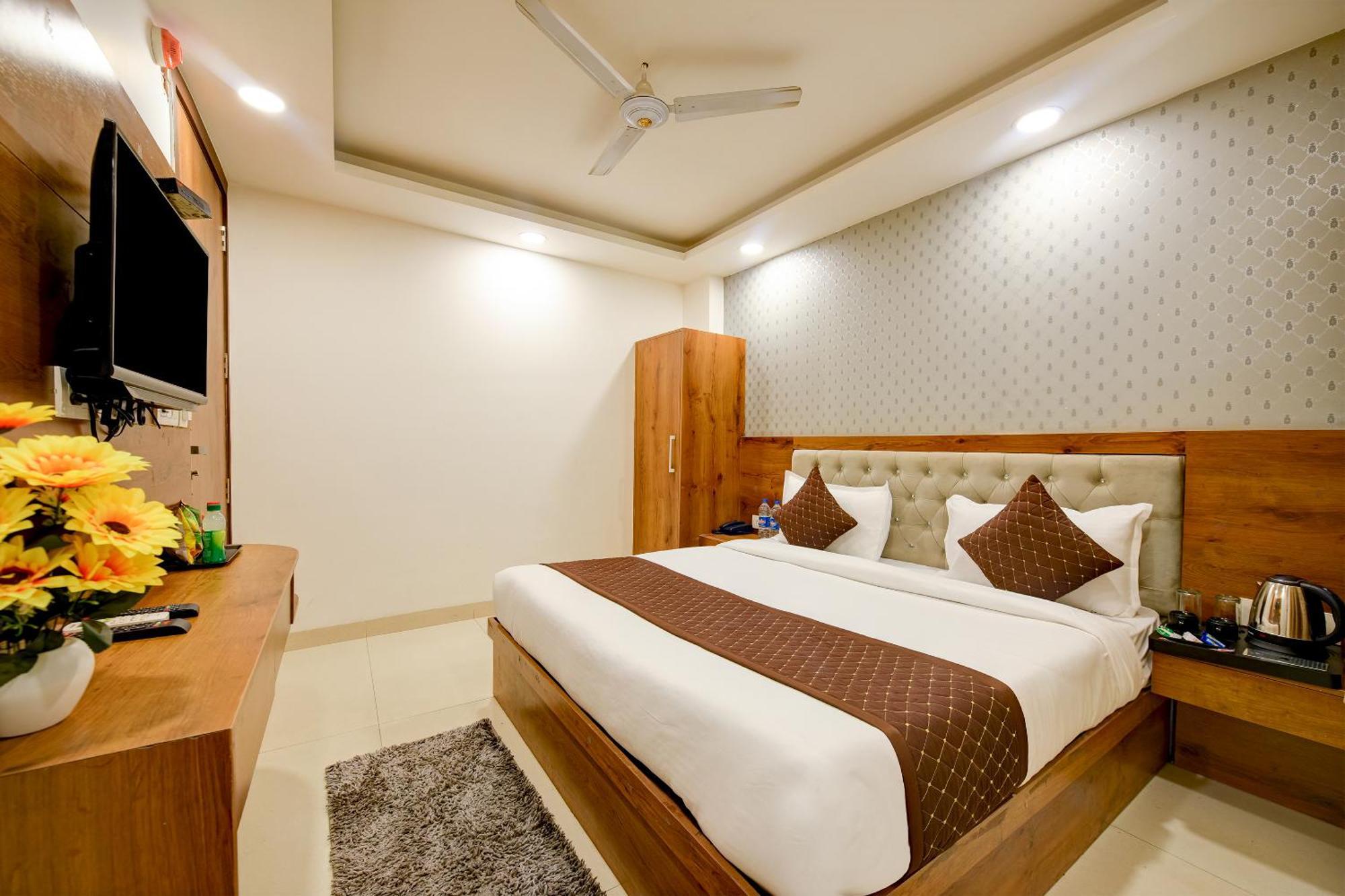 Glory Inn Near Delhi International Airport New Delhi Exteriör bild