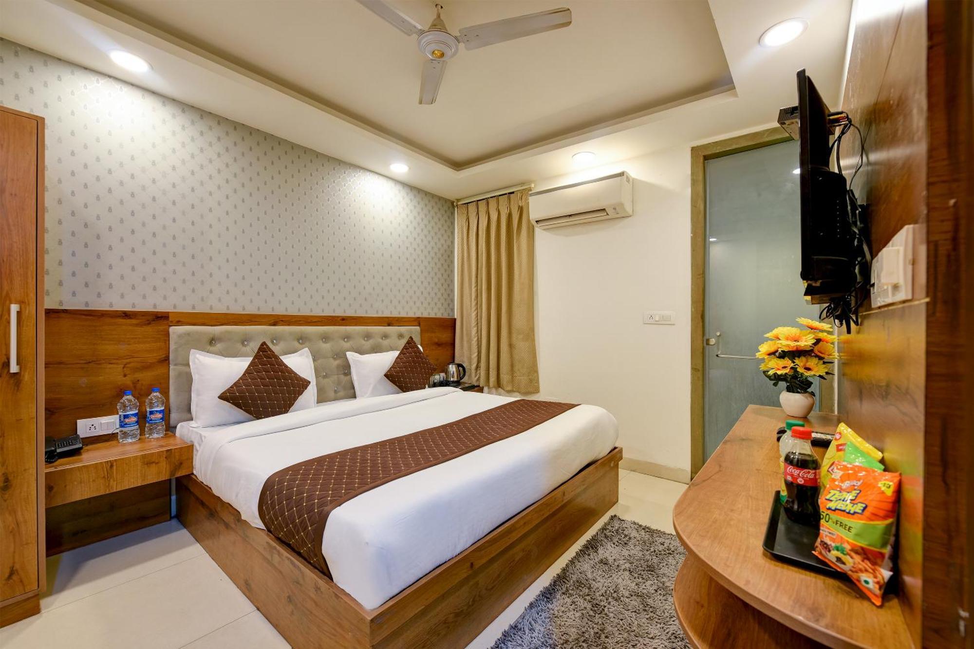 Glory Inn Near Delhi International Airport New Delhi Exteriör bild